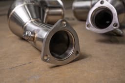 400-cell catted downpipes for Audi C8 RS6 / RS7 4.0T